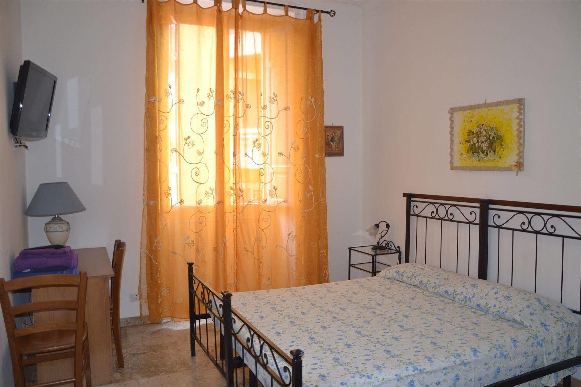 Lucky House Hotel Roma Ngoại thất bức ảnh